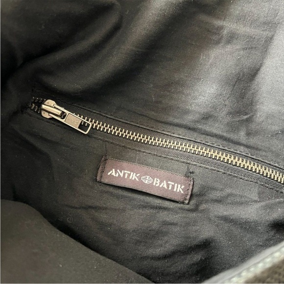 Antik Batik Embroidered Envelope Crossbody Bag - Picture 9 of 9